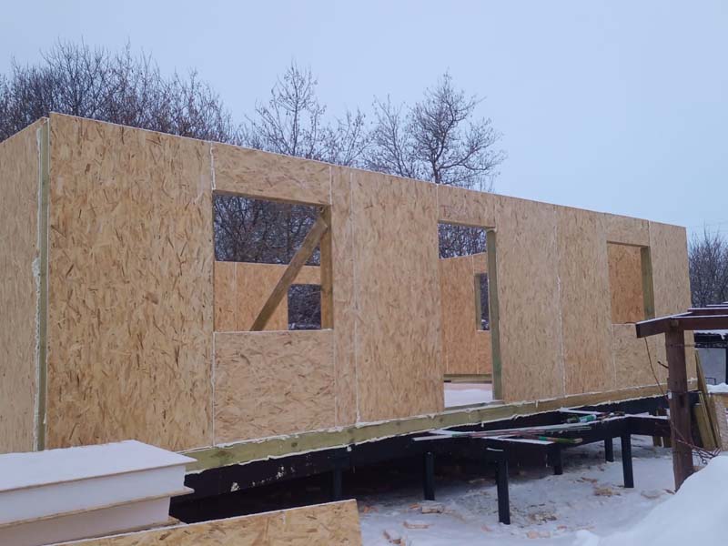 Продолжение строительства дома из СИП-панелей в Прохоровке